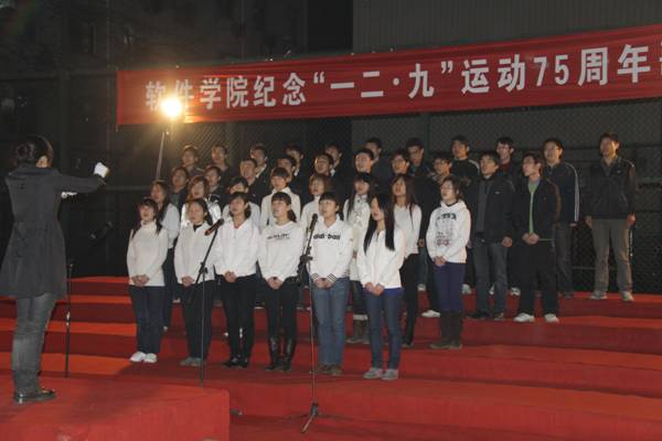 http://soft.zzti.edu.cn/webform/down_load/news_pics_b/201104281406780.jpg